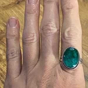 925 Sterling Silver & Faceted Emerald Vintage Estate Ring